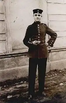 Deutscher Soldat in Uniform mit Zigarre 1.WK.  Echtfoto *ca. 1915
