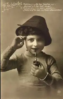Pfeife rauchender junge * um 1910
