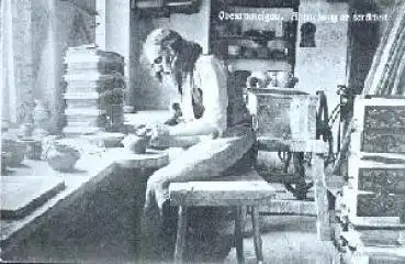 Töpfer Anton Lang bei der Arbeit, Töpferscheibe Oberammergau * ca. 1910