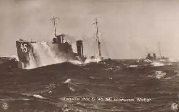 Torpedoboot S. 145 bei schwerem Wetter, * ca. 1915