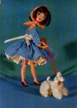 Pudel wird von Puppe an Leine gehalten, gebr. ca. 1960