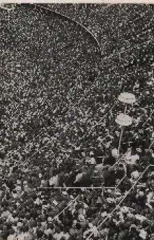 Olympische Spiele 1936 (Blick auf die Zuschauer)  Sammelbild, keine AK