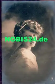 Junge Frau Serienkarte 771/4 gebr. 1919