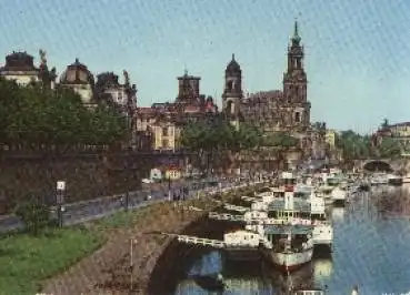Dresden Schiffanlegestelle mit Elbdampfschiffen gebr. ca. 1975