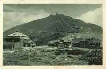 Riesengrundbaude mit Schneekoppe o 3.9.1943