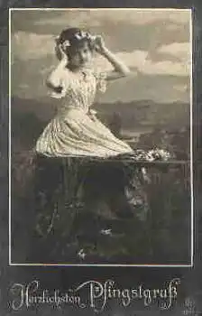 Pfingsten Mädchen mit Blumen Serienkarte79/1 AK 1918