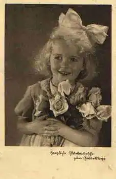 Mädchen mit Rosenstrauß Geburtstagskarte o 19.7.1936