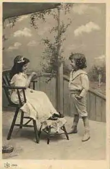 Kinder mit Stickrahmen * ca. 1910
