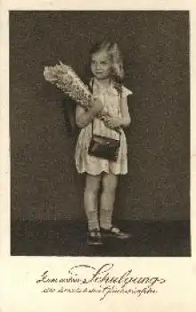 Schulanfang Mädchen mit Schultasche Tüte gebr. ca. 1920