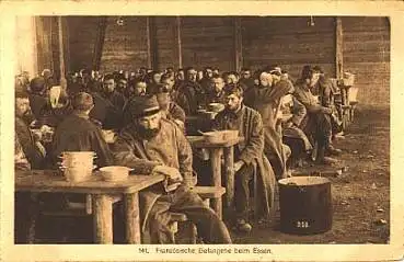 Französische Kreigsgefangene beim Essen, gebr. ca.1917