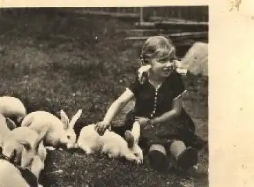 Mädchen Hasen Echtfoto o 1943