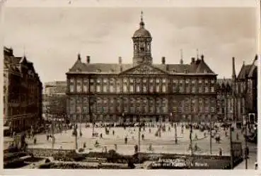 Amsterdam Dam met Koninklijk Paleis  *ca. 1930