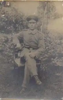 Deutscher Soldat in Uniform 1. WK. o 1.8.1916 Feldpoststempel Ersatz-Bataillon Reserve-Infanterie-Regiment Nr. 103  