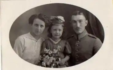 Deutscher Offizier 1. WK mit Familie Echtfoto * ca. 1915