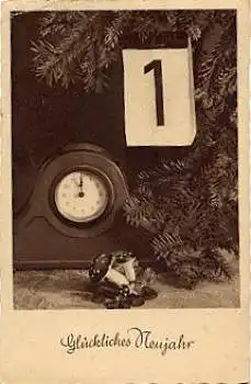 Tischuhr mit Pilzen, Neujahrskarte, o 31.12.1942