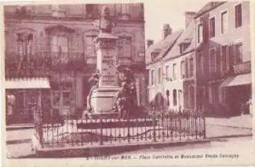 Isigny sur Mer Place Gambetta Monument Emile Demagny Département Calvados *ca.1910