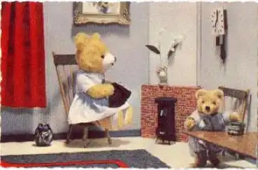 Teddybären im Wohnzimmer beim stricken o 14.8.1961