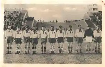 SC Einheit Dresden 1955 Fußballmannschaft RS mit Mannschaftsaufstellung