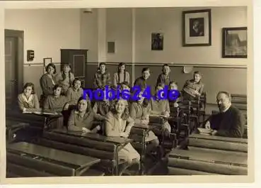 Schulklasse im Klassenzimmer Echtfoto ca.A5 um 1940 Dresden