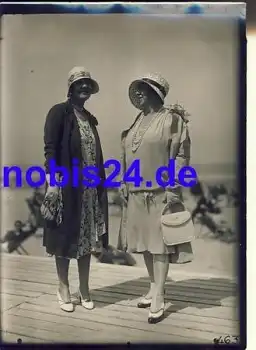 Damen Mode Großfoto 180 x 130 mm