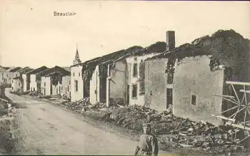 Beauclair zerschossene Strasse gebr. 1915