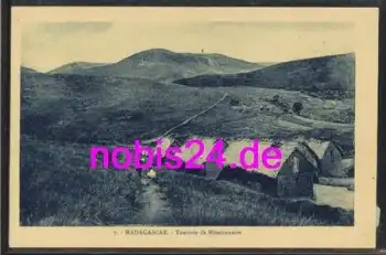 Madagascar  Tournee de Missionnaire *ca.1920