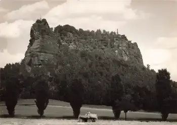 Bauern bei der Feldarbeit am Lilienstein Sächsische Schweiz Landwirtschaft *um 1965 Hanich Foto