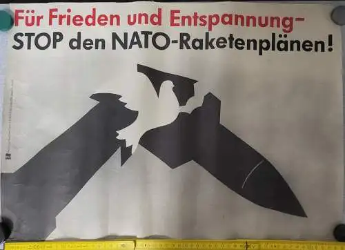 DDR Plakat "Friedensbewegung" Stop den Nato-Rakentenplänen um 1980