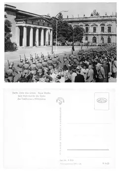 Berlin Neue Wache mit Wachaufzug des Wachregiments * 1962