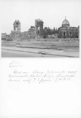 Dresden Neumarkt mit Frauenkirche Zerstörung im 2 WK 1952