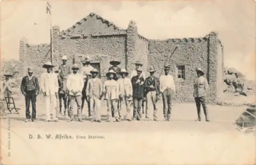 Eine Station mit Personen Deutsch-Südwestafrika * um 1900