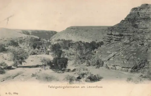 Tafelgebirgsformation am Löwenfluss Deutsch-Südwestafrika * um 1910