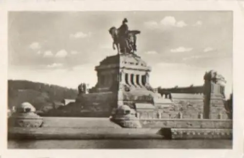 Koblenz Kaiser-Wilhelm-Denkmal o 26.11.1949