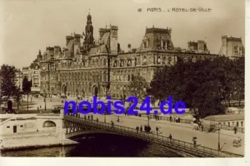 Paris Hotel de Ville *ca.1920