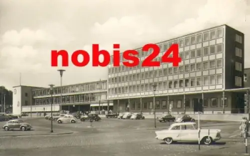 Kassel Hauptbahnhof mit Opel PKW *1960