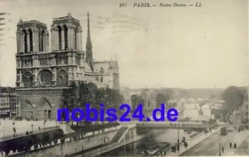 Paris Notre Dame o 1929