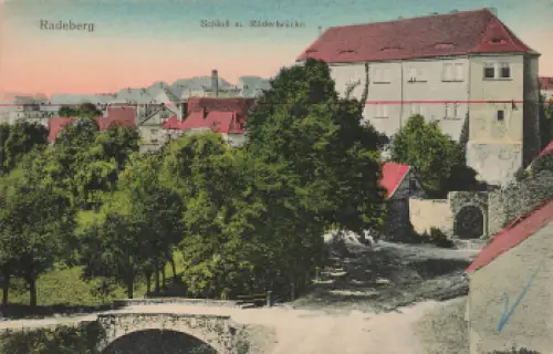 01454 Radeberg Schloss mit Röderbrücke * um 1920
