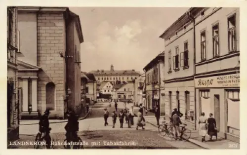 Landskron Bahnhofstrasse mit Tabakfabrik Böhmen Sudetengau Lanškroun * um 1920