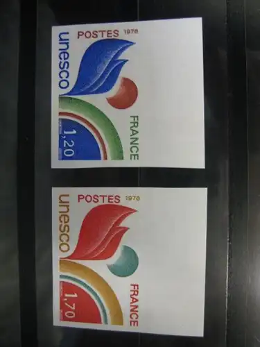 Dienstmarken für die UNESCO Ausgabe Frankreich 1978,  1,20 und 1,70 Fr., geschnitten, ungezähnt