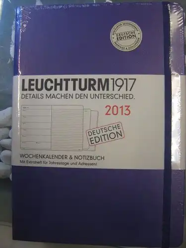LEUCHTTURM 1917 - Wochenkalender und Notizbuch für 2013 
Kalender, Umschlagfarbe: lila