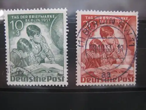 Briefmarken der Welt,  
Michel-Nr. 80-81