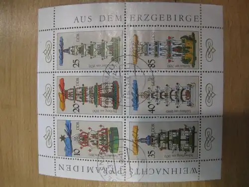 Kleinbogen Erzgerbirgische Weihnachtspyramiden Michel-Nummer 3134-3139  mit Ortsstempel, mit Tagesstempel