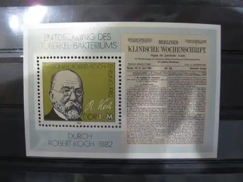 DDR Jahrgang 1982 
mit: 69 Marken, 4 Blocks, 5 Zusammendrucke und 2 Kleinbogen, postfrisch, ** mit ausschließlich kompletten Sätzen