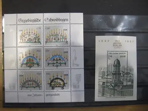 DDR Jahrgang 1986 
mit: 46 Marken, 4 Blocks, 7 Zusammendrucke und 3 Kleinbogen, postfrisch, ** mit ausschließlich kompletten Sätzen