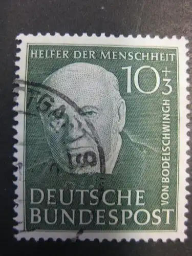 Für die Wohlfahrtspflege 1951, Helfer der Menschheit:
10+5 Pf., gestempelt