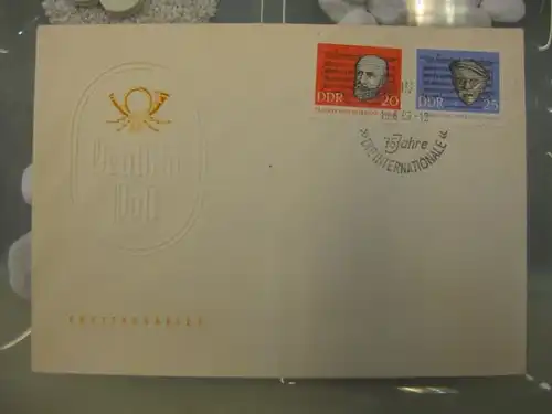 Offizieller, Amtlicher Ersttagsbrief FDC der DDR:
 Arbeiter Kampflied Internationale