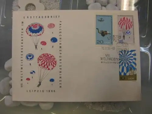 Offizieller, Amtlicher Ersttagsbrief FDC der DDR: WM im Fallschirmspringen