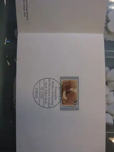 Ministerkarte, Klappkarte klein, Typ V,
 Robert Koch 1982, mit Unterschrift des Ministers Kurt Gscheidle