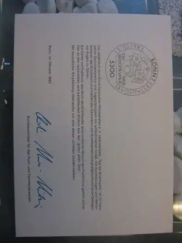 Ministerkarte, Klappkarte klein, Typ V,
 Tag der Briefmarke 1983, mit Faksimile-Unterschrift des Ministers Schwarz-Schilling
