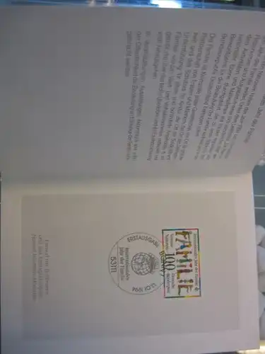 Klappkarte der GD Post, Faltkarte Typ DP1, Jahr der Familie,  1994 mit Faksimile-Unterschrift Klaus Zumwinkel ; Nachfolgekarten der Ministerkarten Typ V